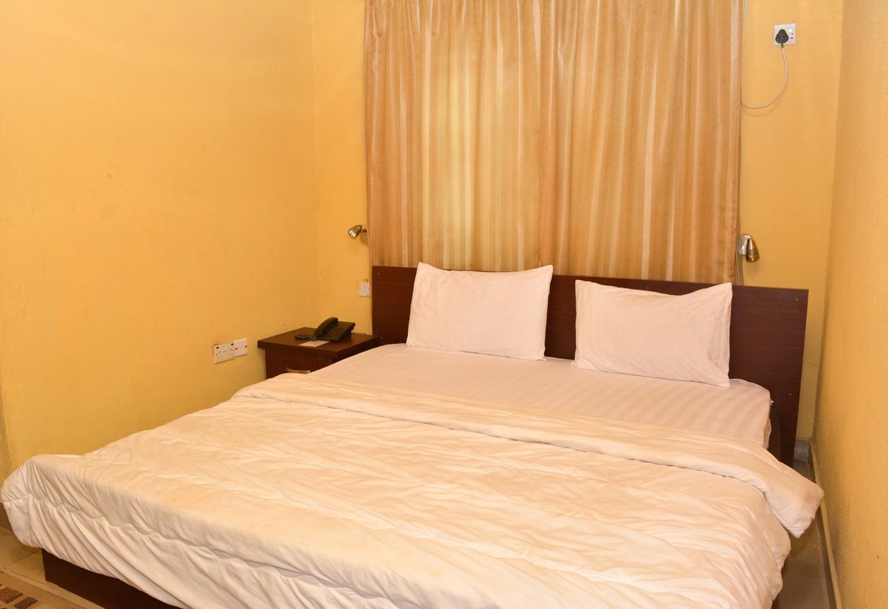 Atican Beach Hotel Lagos Luaran gambar